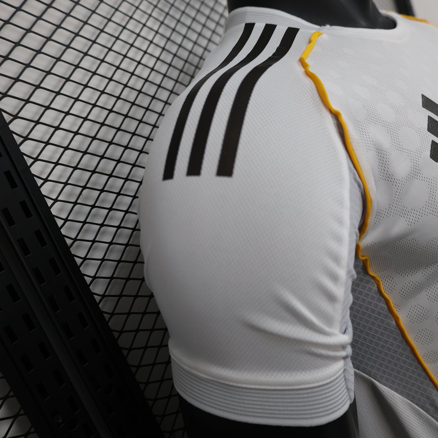 Real Madrid 25-26 Home Jersey