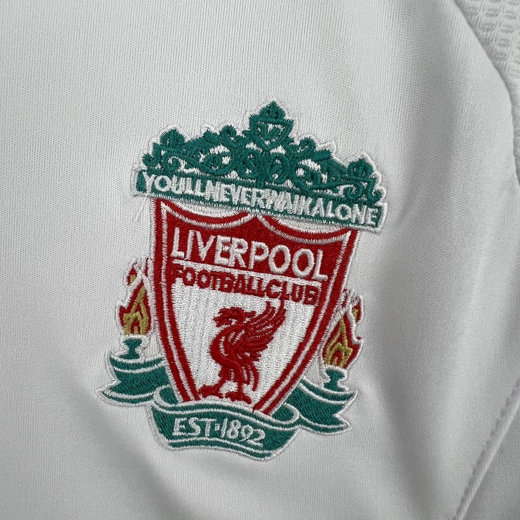 Liverpool 06-07 Away Retro Jersey