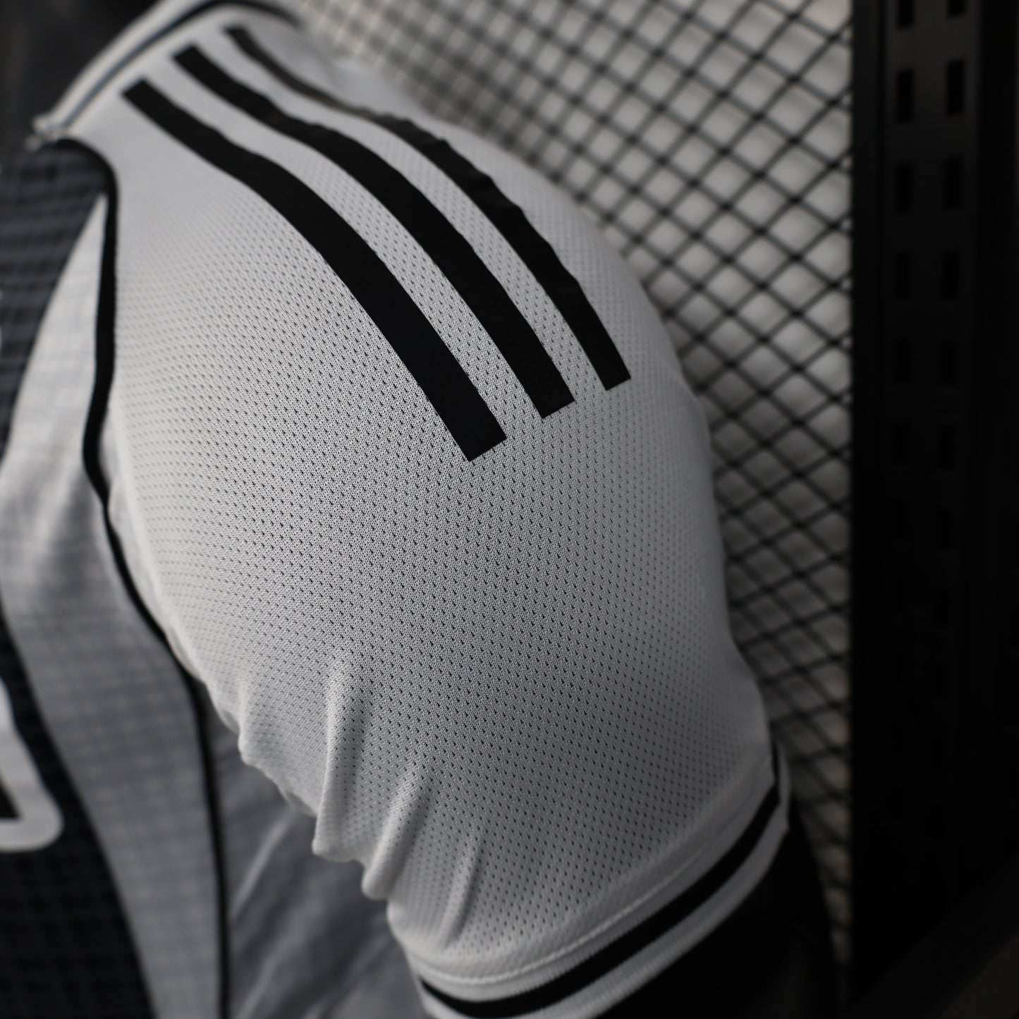 Newcastle United 25-26 Home Jersey
