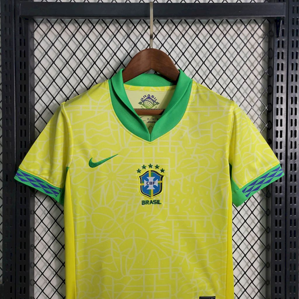 Brazil 24-25 Home Kid's Kit