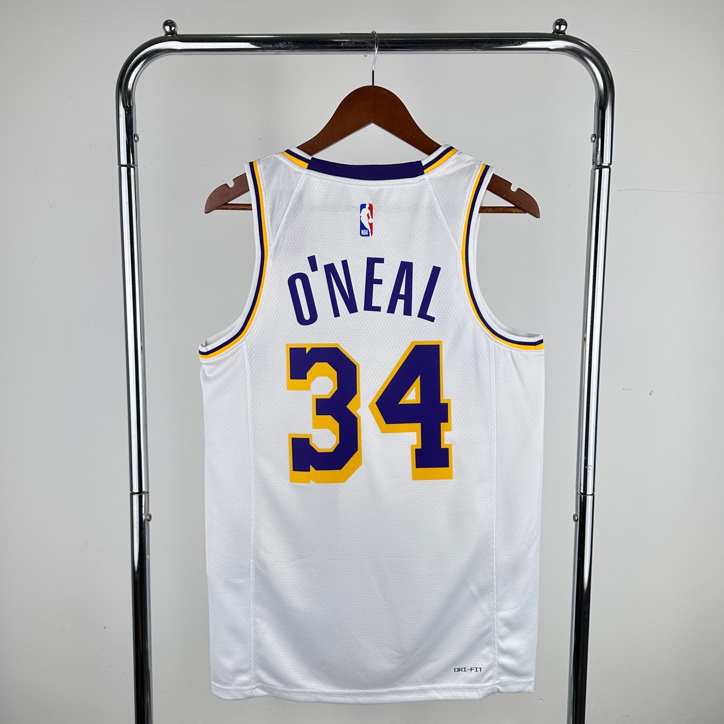 Los Angeles Lakers 22-23 White Association Edition Swingman Jersey