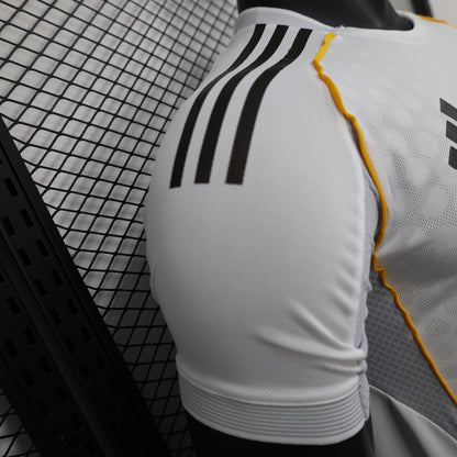 Real Madrid 25-26 Home Jersey
