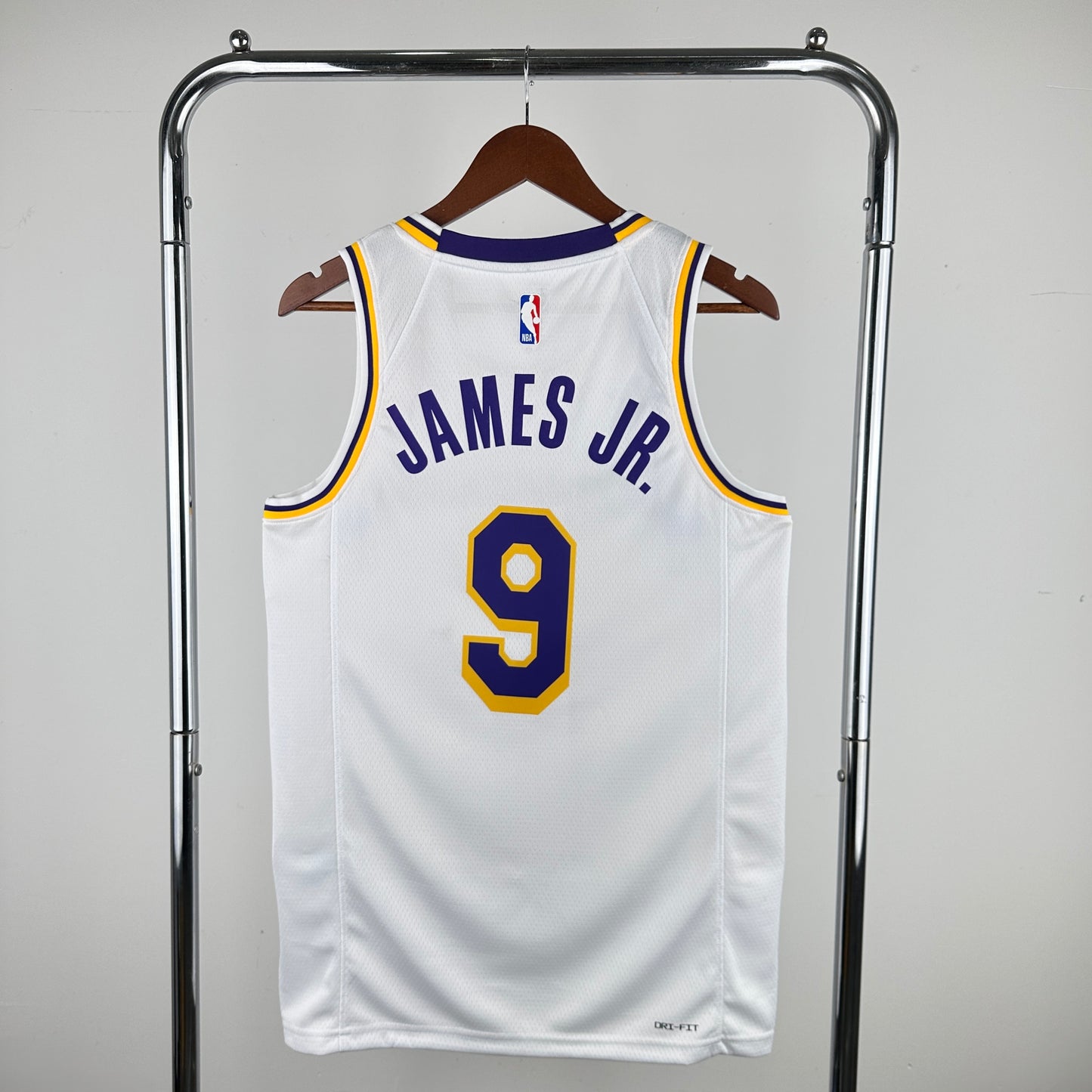 Los Angeles Lakers 22-23 White Association Edition Swingman Jersey