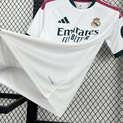 Real Madrid 26-27 Home Jersey