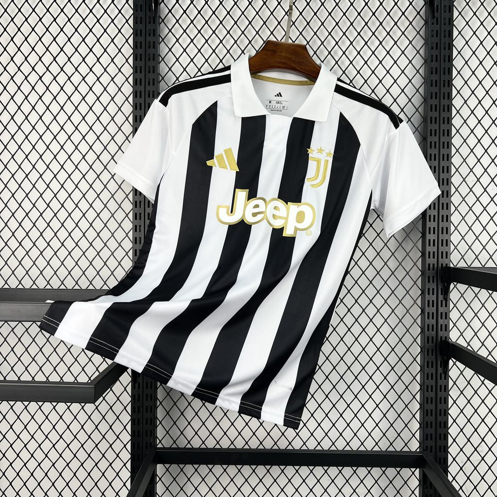 Juventus 26-27 Home Jersey