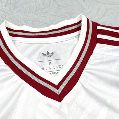 Liverpool 26-27 Away Jersey