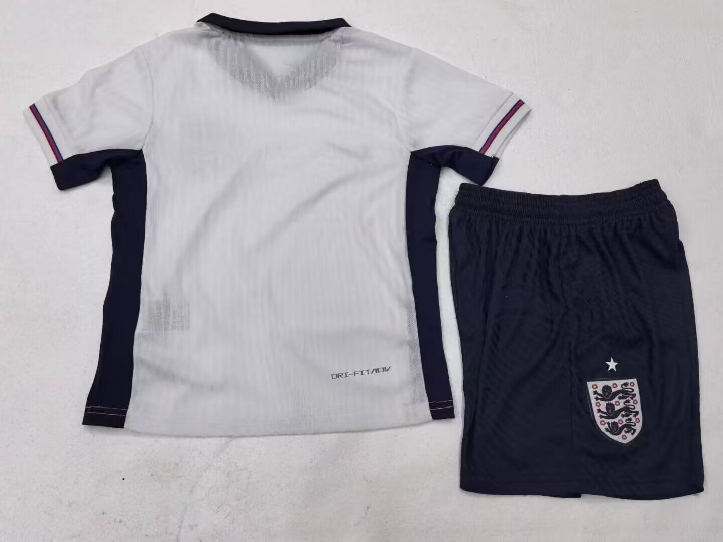 England 24-25 Home Kid's Kit