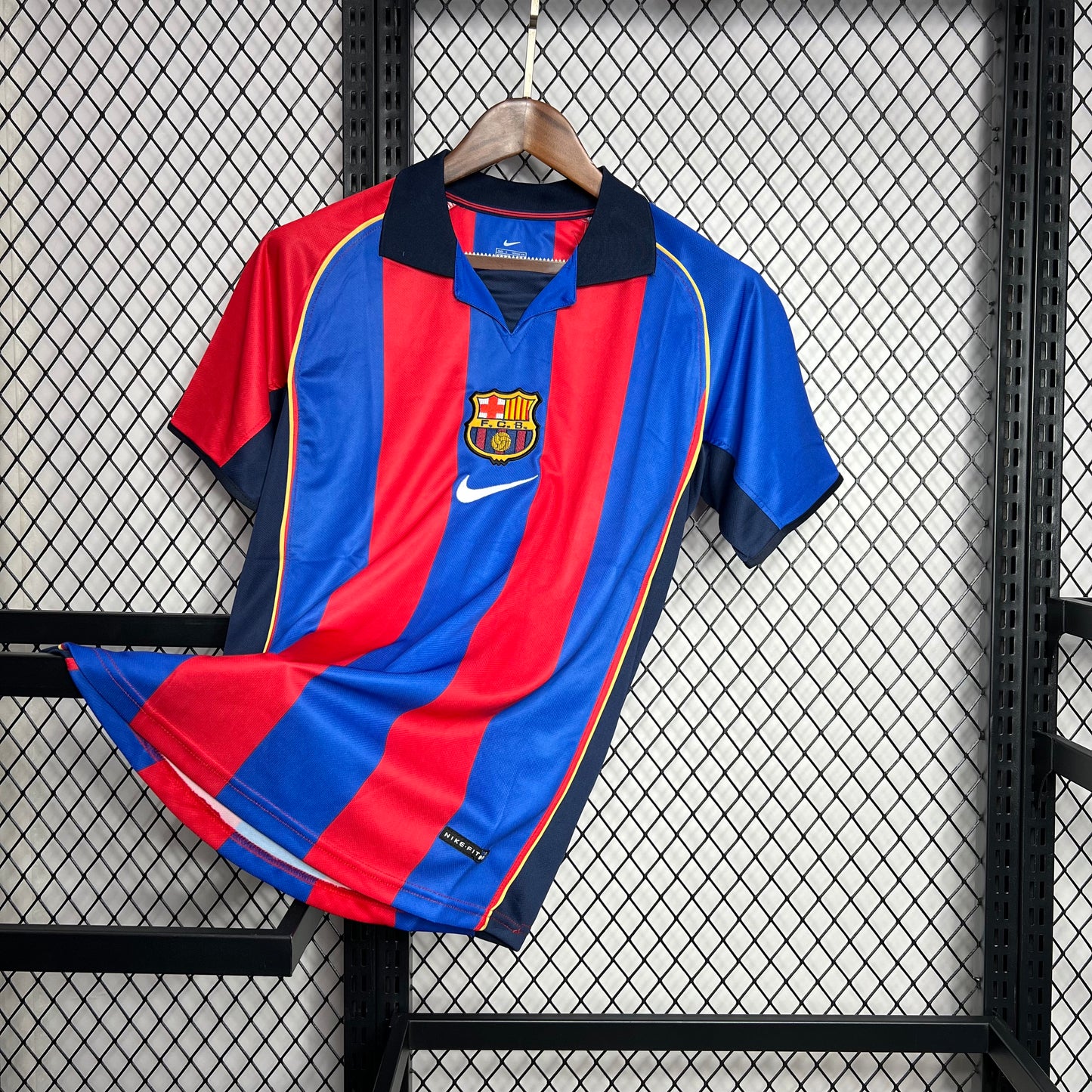 FC Barcelona 01-02 Home Retro Jersey