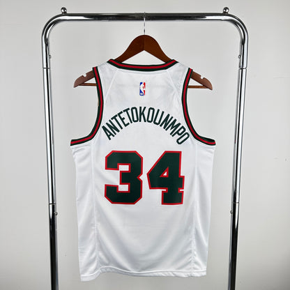 Milwaukee Bucks 17-18 Swingman Jersey