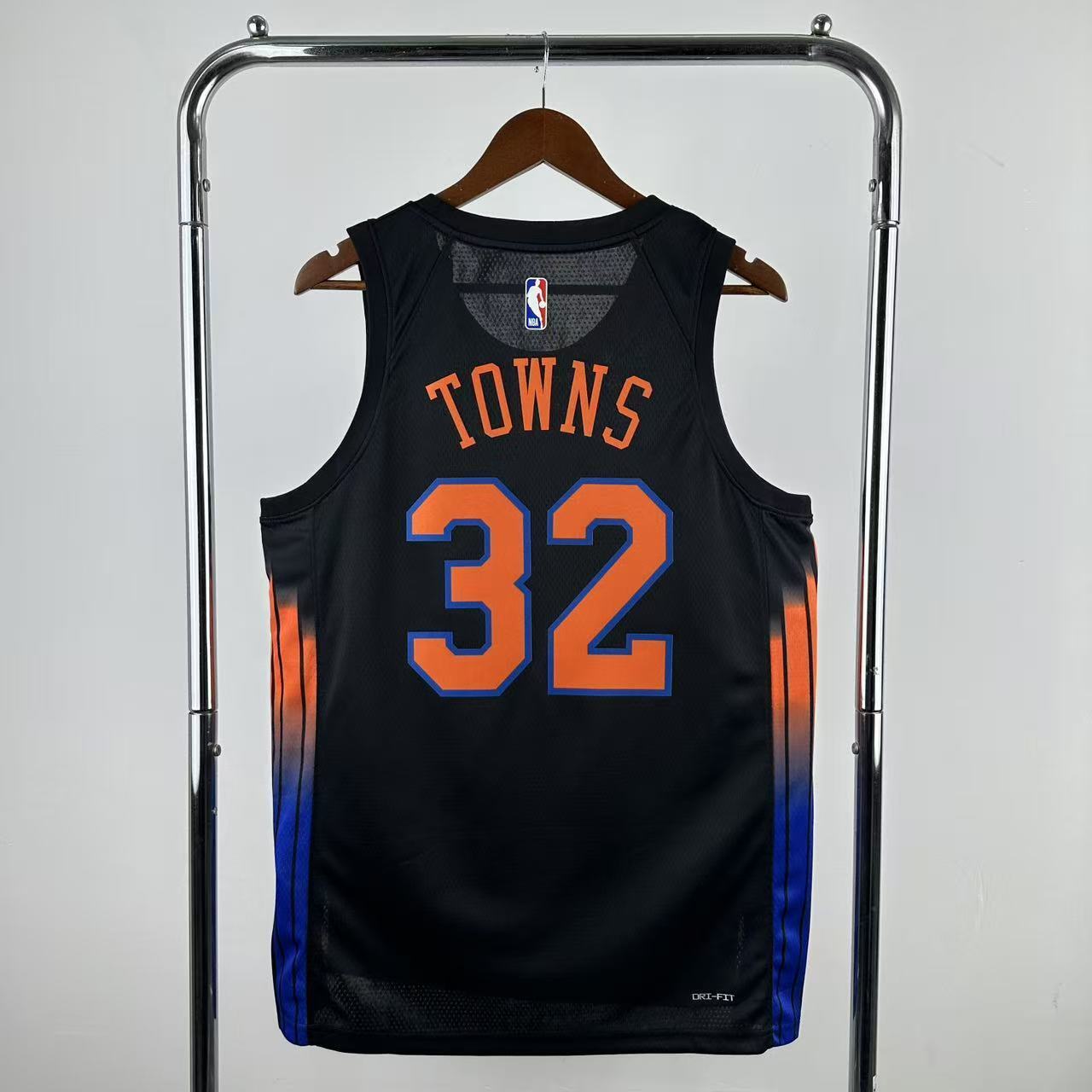 New York Knicks 25-26 Swingman Statement Edition Jersey