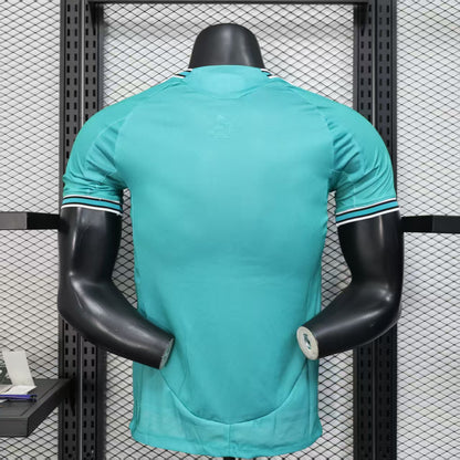 Liverpool 25-26 Third Jersey