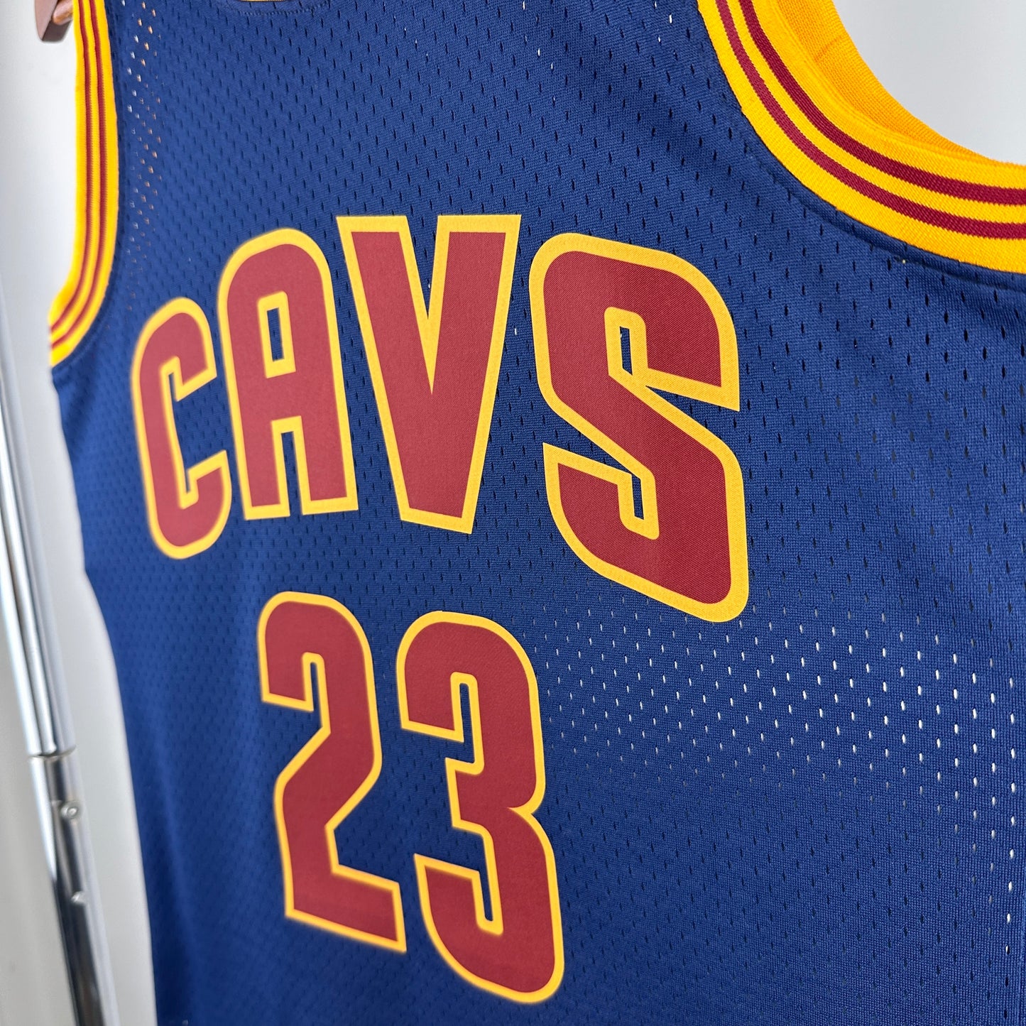 Cleveland Cavaliers 15-16 Navy James #23 Hardwood Classics Jersey