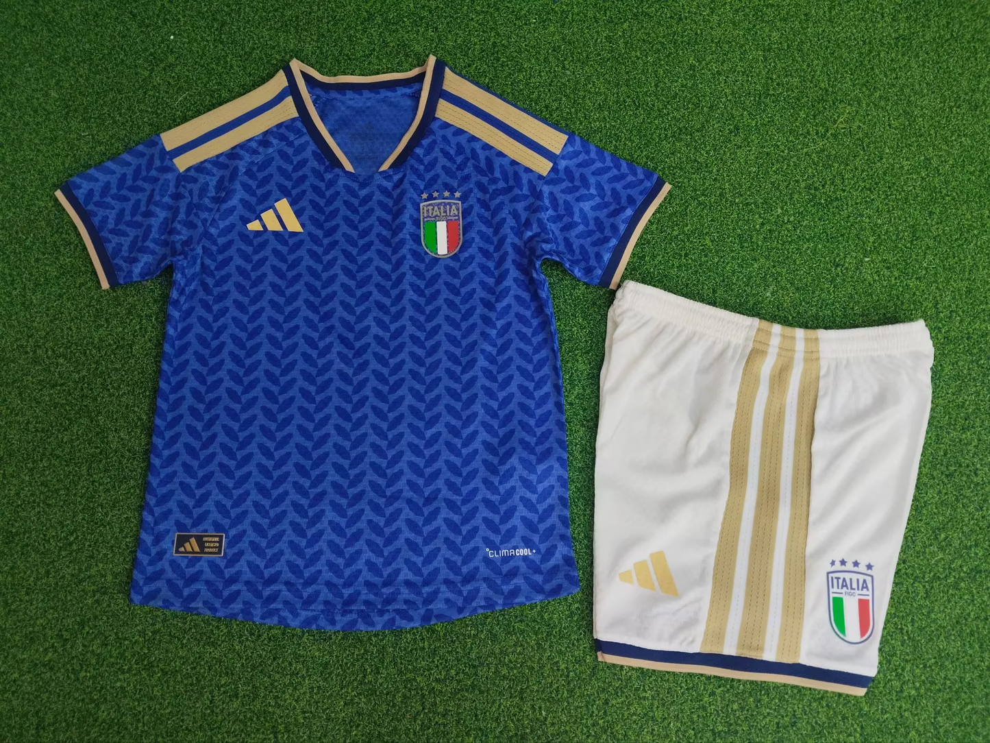 Italy 25-26 Home Kid's Kit