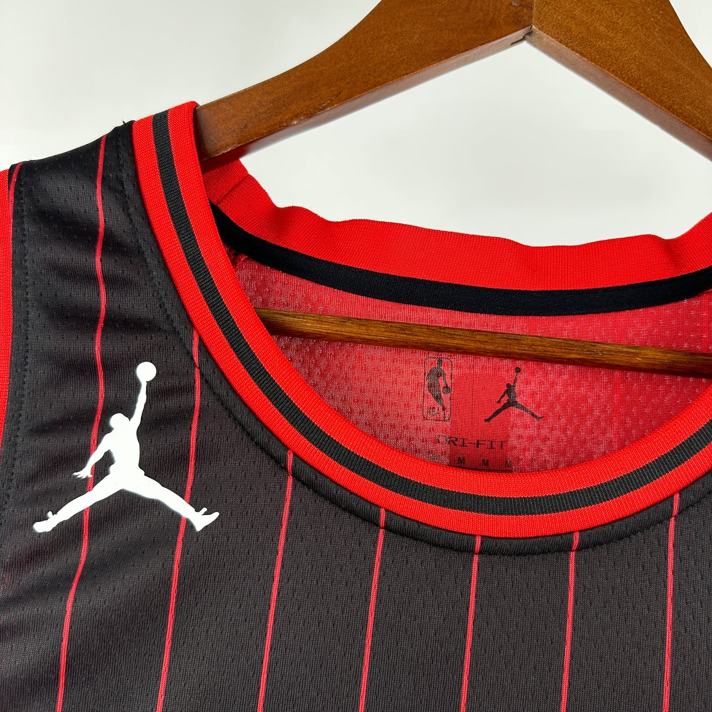 Chicago Bulls 25-26 Pinstripe Statement Edition Jersey