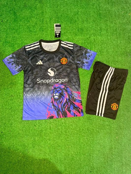 Manchester United “Force Of Nature” Kid's Kit