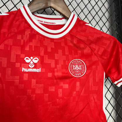 Denmark 24-25 Home Kid's Kit