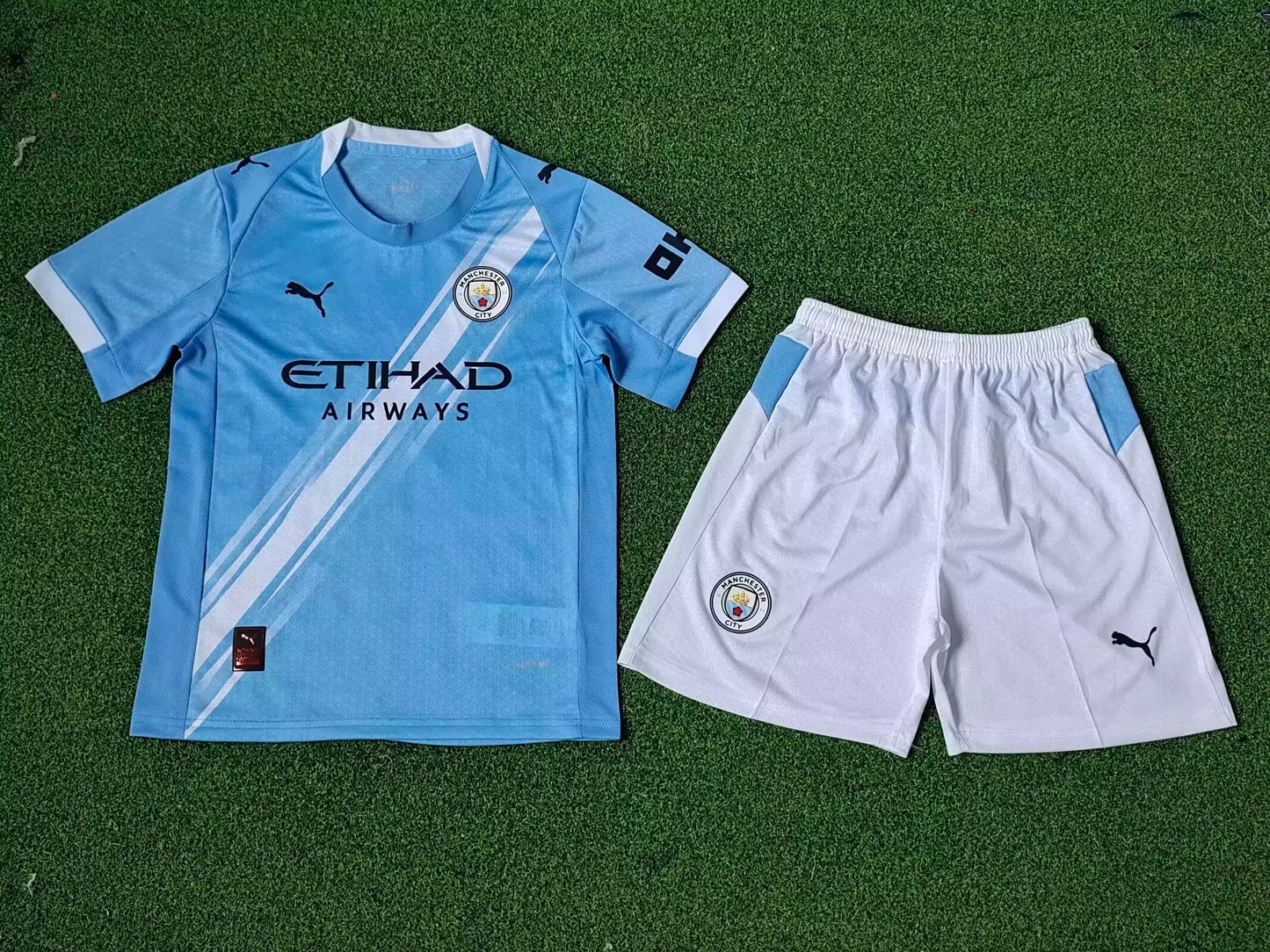 Manchester City 25-26 Home Kid's Kit
