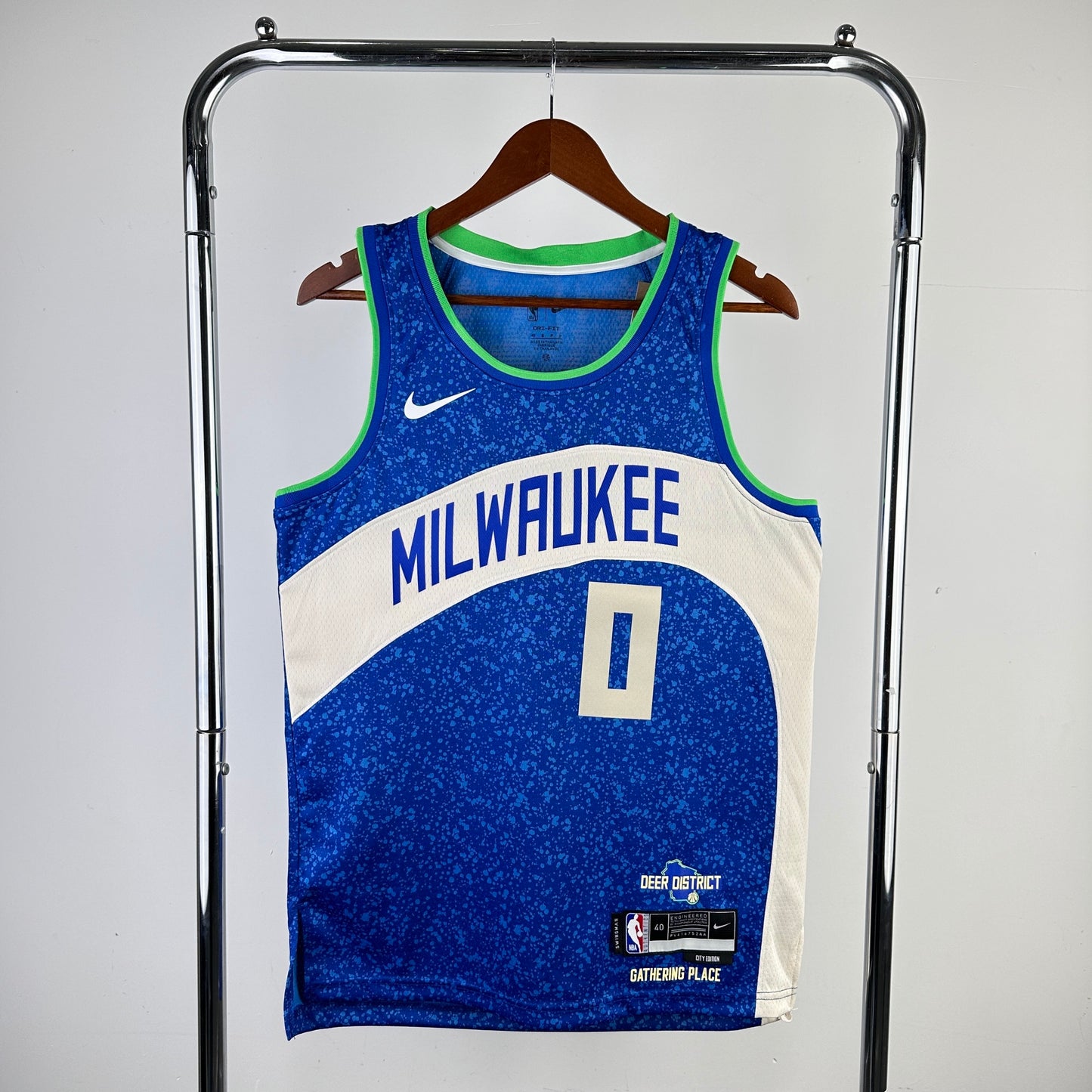 Milwaukee Bucks 23-24 Icon Edition Swingman Jersey