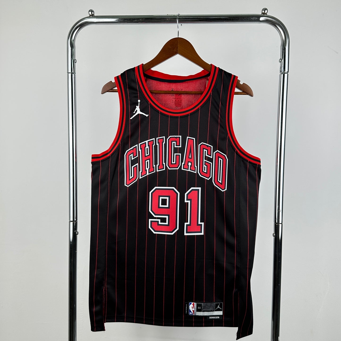 Chicago Bulls 25-26 Pinstripe Statement Edition Jersey