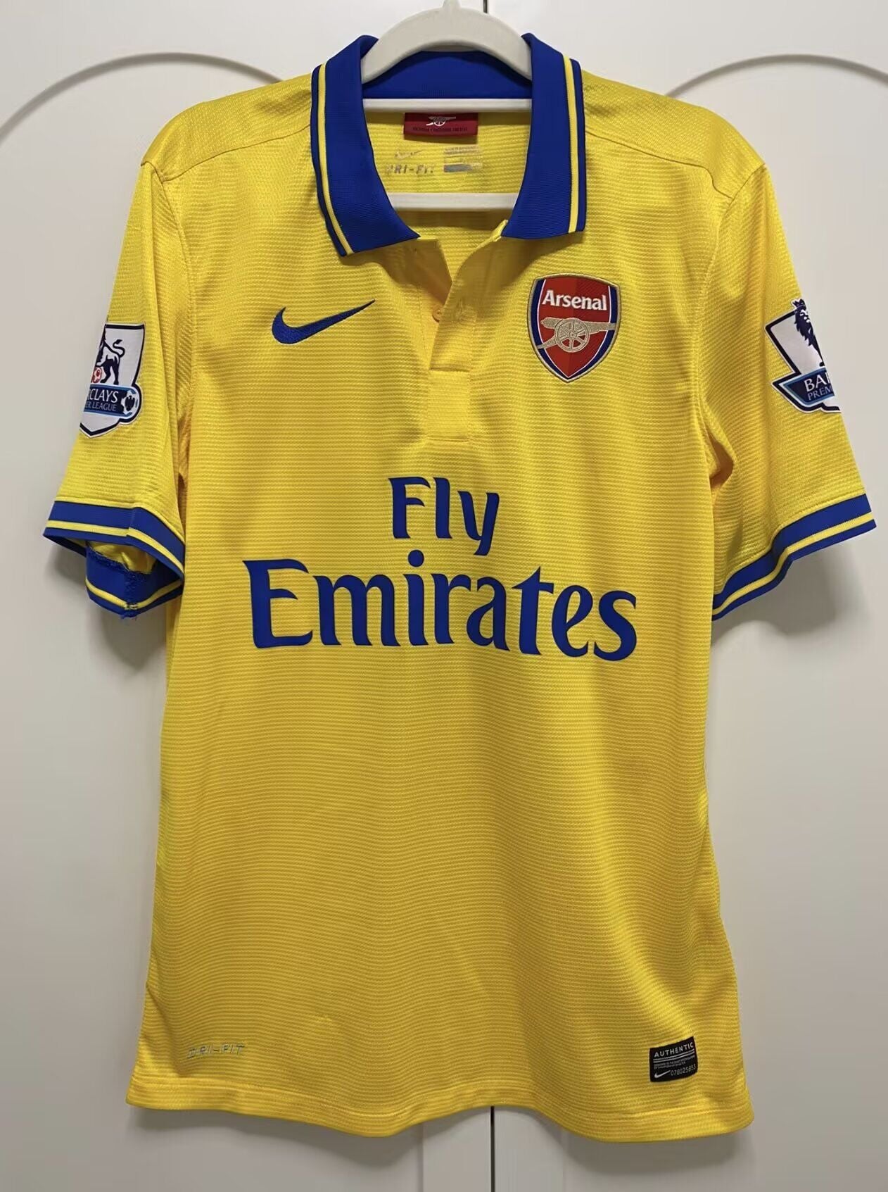 Arsenal 13-14 Away Retro Jersey